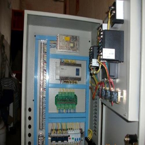 新疆液壓機(jī)電氣控制箱